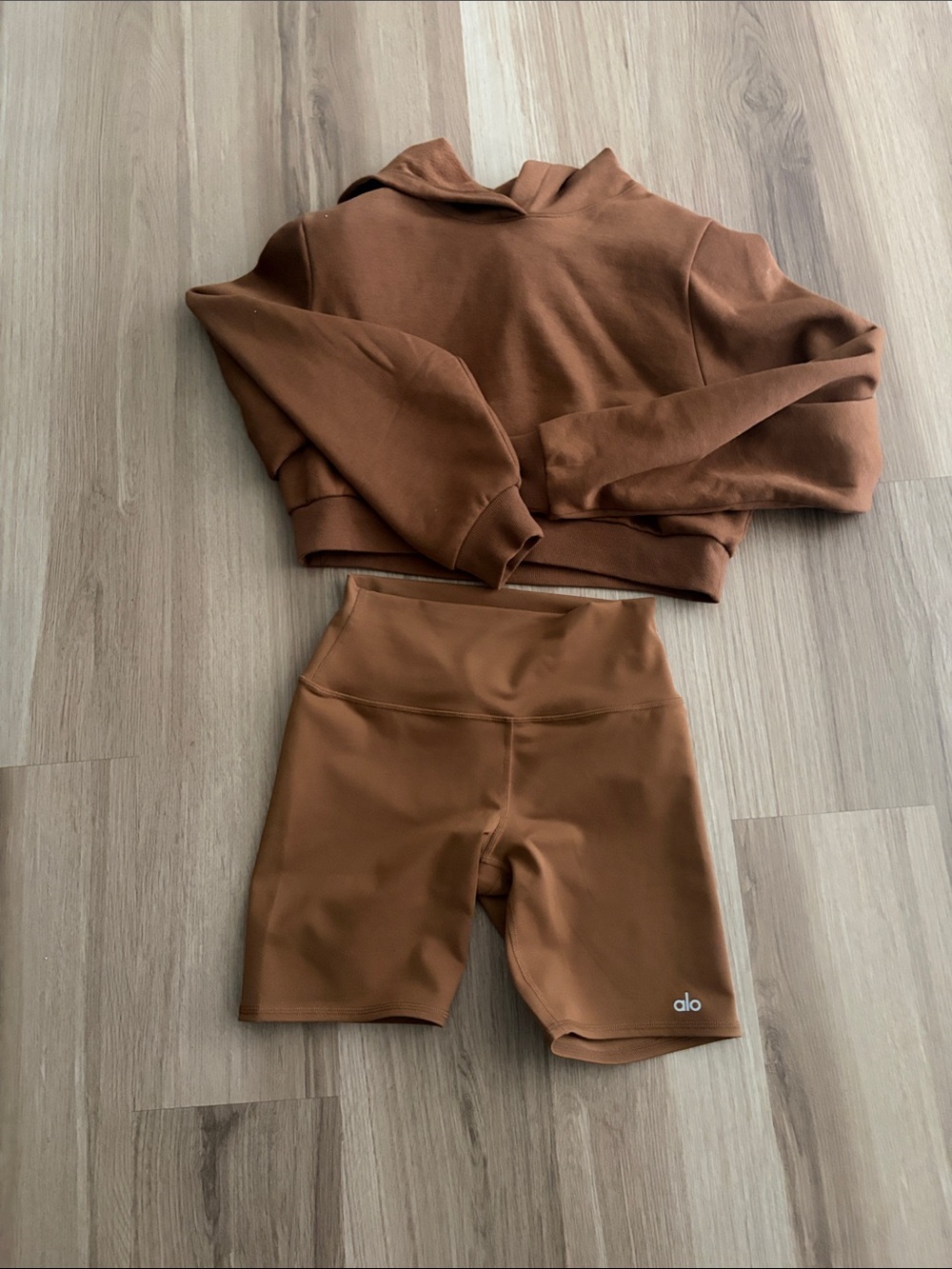 ALO Yoga Bike Shorts and cropped sweatshirt in Warm Brown
